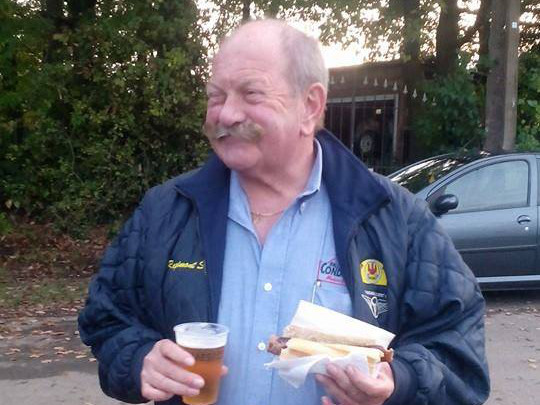 serge-moustache-nous-a-quitte